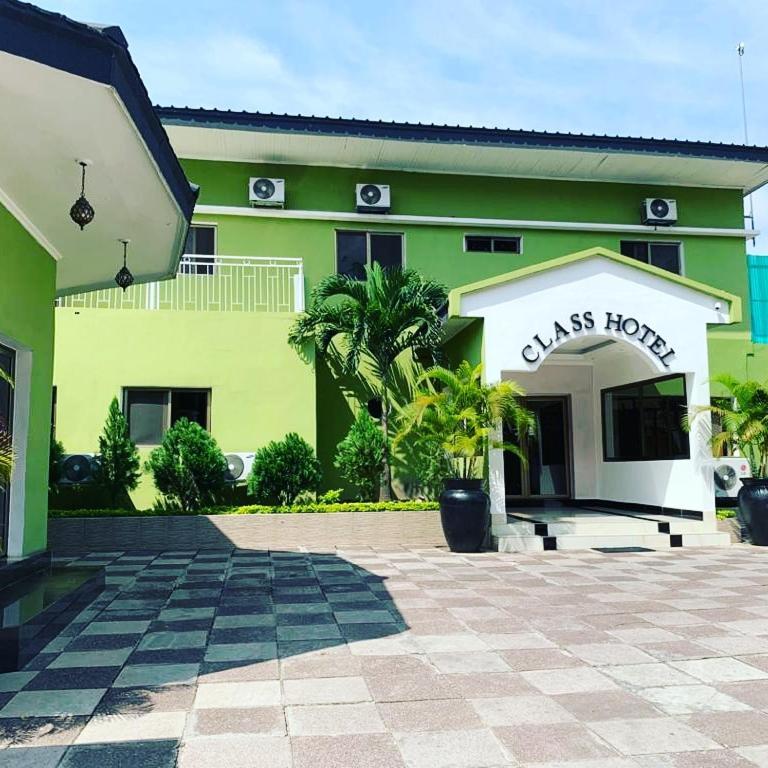 Class Hotel Brazzaville Esterno foto