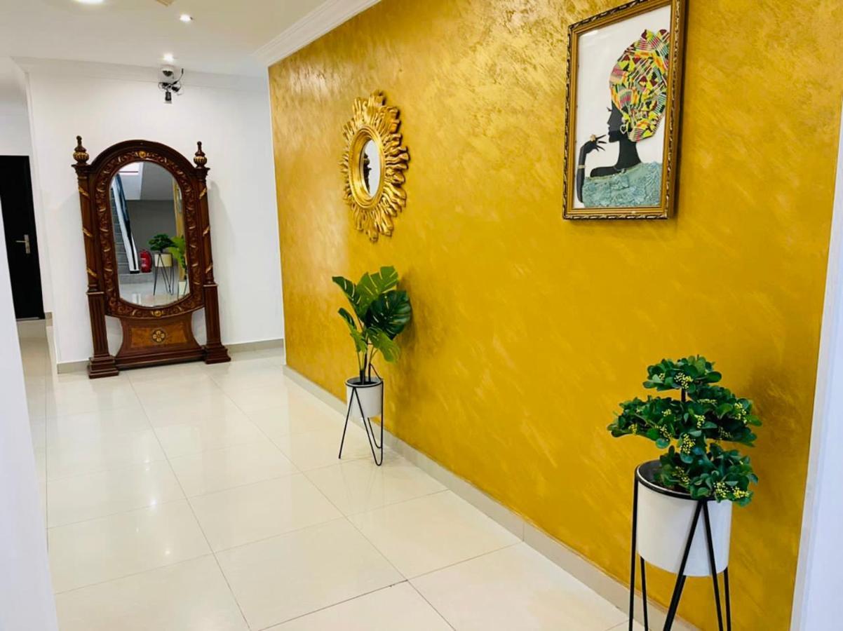 Class Hotel Brazzaville Esterno foto